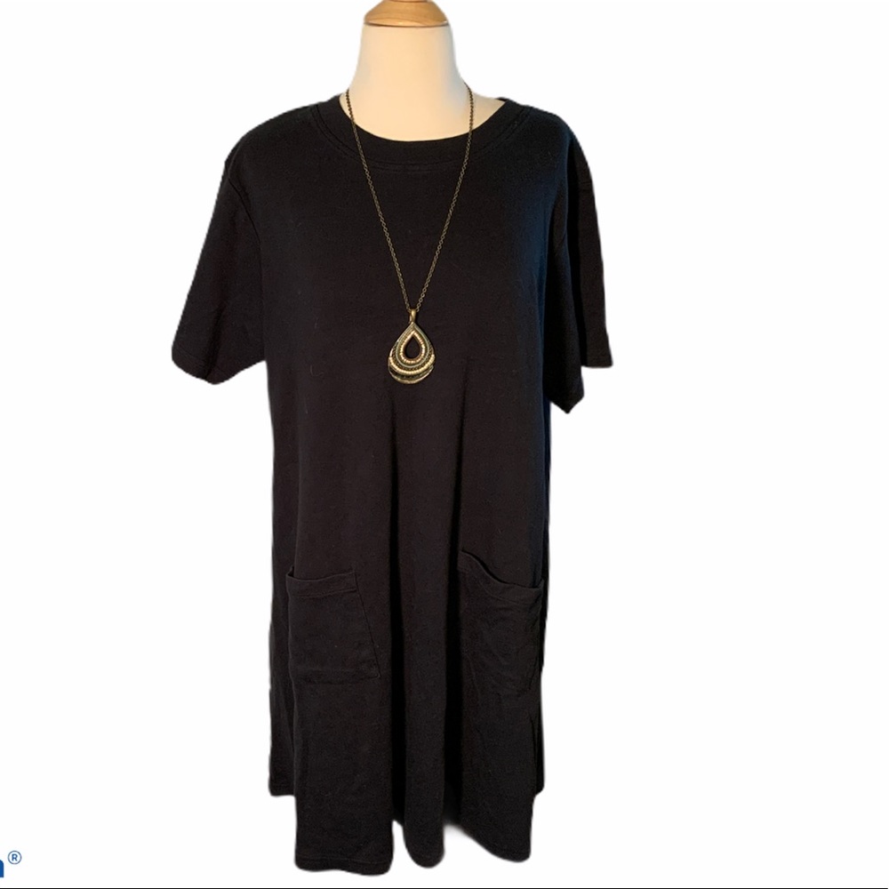 Silhouettes Black Shift Dress, XL
